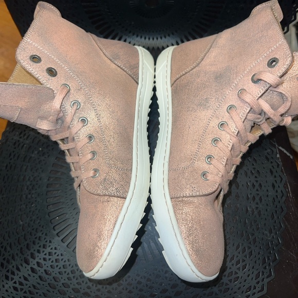 Birkenstock Women's Blush Sneakers - Picture 2 of 11